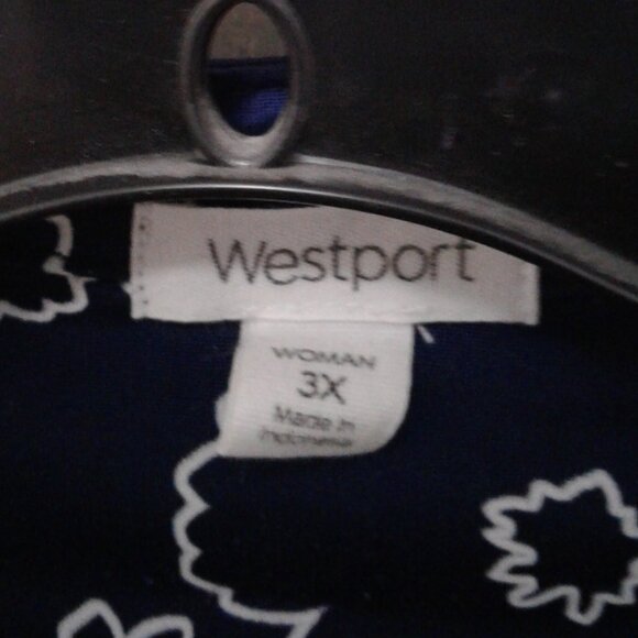 Westport Woman Blue w/ White Flowers - 3X - Picture 3 of 3